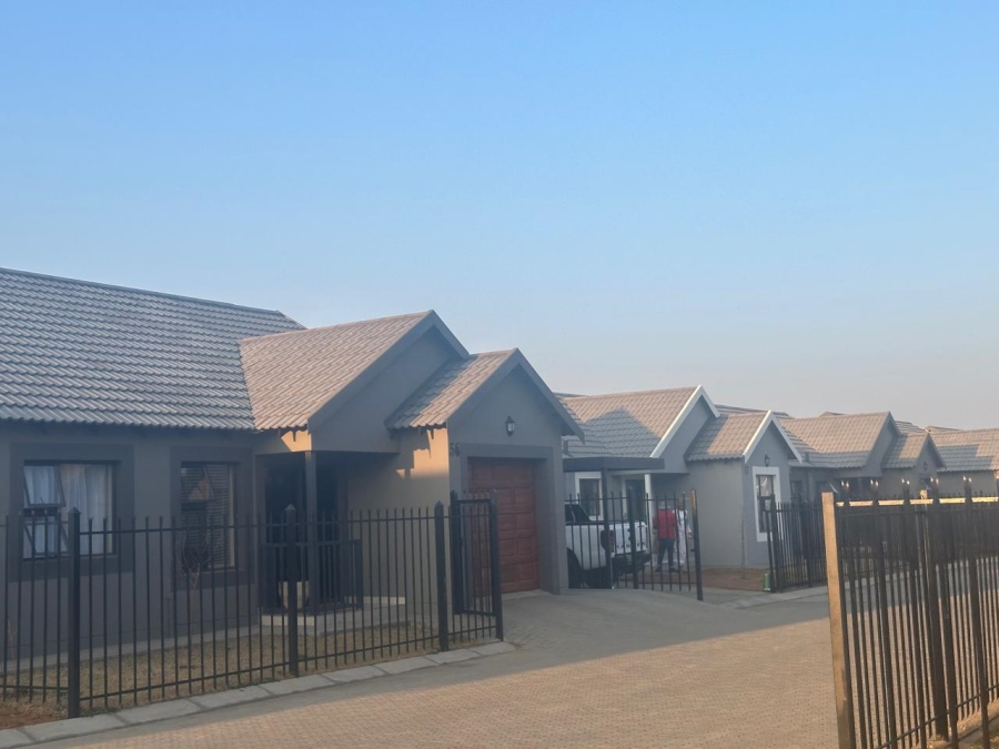 3 Bedroom Property for Sale in Bloemspruit Free State